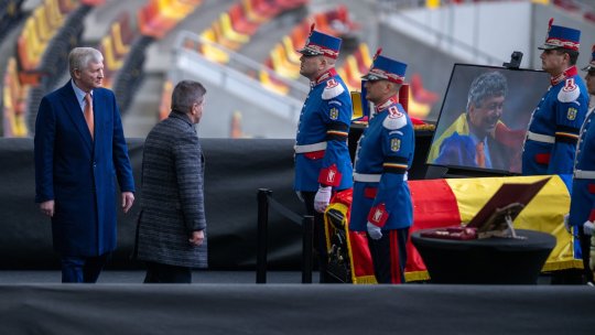 Miliardarul surprins la înmormântarea lui Mircea Lucescu nu ar mai fi fost văzut în public în țara sa de ani întregi: ”Toți depind de el”