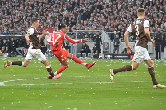Moment istoric în Bundesliga! Bayern a doborât un record vechi de 54 de ani, cu 5 etape rămase de disputat din acest campionat
