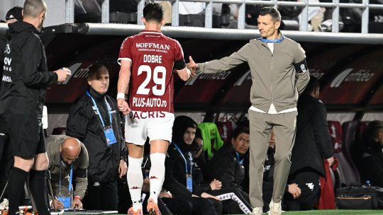 Dobre, extrem de nervos: ”Vor să îmi facă rău! Tactica nu mă pune în favoare”. Gâlcă i-a răspuns: ”Să vină și să spună”