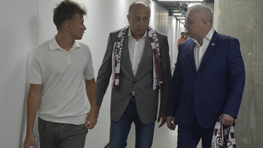 După ce l-a criticat pe Gâlcă, Șumudică a fost întrebat dacă s-ar întoarce la Rapid și a răspuns în direct: ”La ce relație aveam cu domnul Șucu, nu cred că mă dădea afară, eu am plecat!”