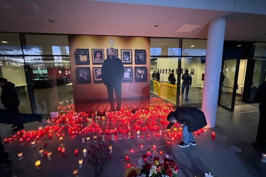 ”Când apar astfel de momente, trebuie să le apreciem”. Nicușor Dan a explicat de ce nu a mers la catafalcul lui Mircea Lucescu