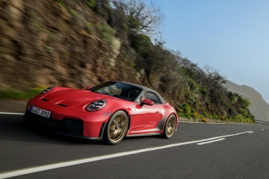 Porsche ne oferă un GT3 perfect pentru vară
