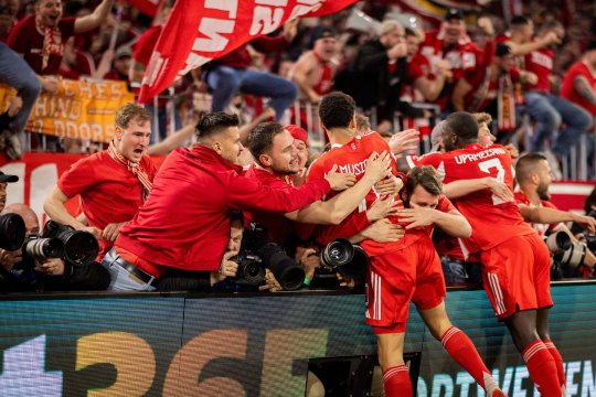 Anchetă UEFA după incidentele de la Bayern Munchen - Real Madrid 4-3