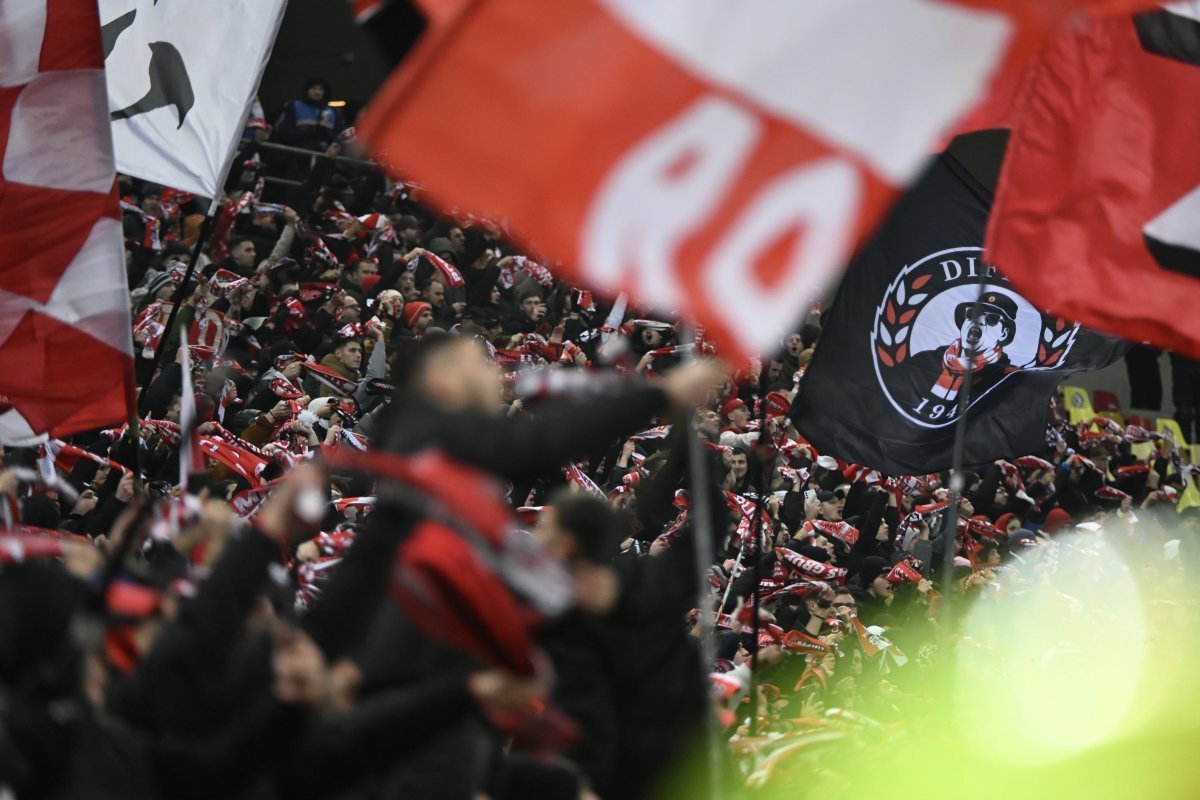 Galeria lui Dinamo, la un meci de campionat