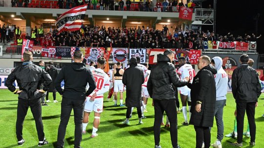 Antrenorul lui Dinamo și-a pierdut cumpătul la Miercurea Ciuc: ”I-am dat o palmă! Nu ai voie să râzi de un om”. Cum a fost luat la mișto