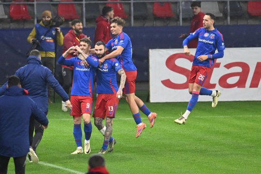 Steaua - Chindia 2-0. Drăghici și Rubio, eroii ”militarilor”. Oaspeții au terminat meciul în 9 oameni