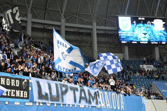 Pericol pentru suporterii Universității Craiova! Poliția a anunțat deschiderea unui dosar penal după meciul cu Rapid