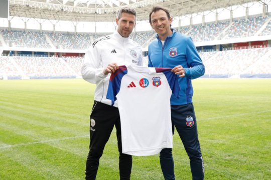 Vizită importantă la Steaua! Omul trimis de Ajax a ajuns în Ghencea: ”Visul meu este ca ele să fie partenere”