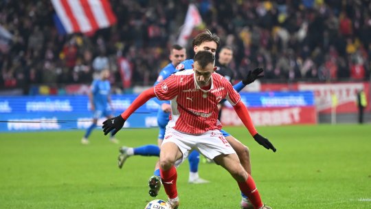 Dinamo - Universitatea Craiova, de la 20:30, pe iAMsport.ro. Adrian Florea și Radu Secoșan comentează a doua semifinală din Cupa României! Echipele de start