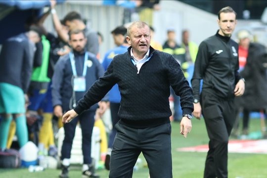 Dorinel Munteanu, reacție explozivă după Csikszereda – Hermannstadt 0-0: ”Arbitrii fac ce vor ei!”