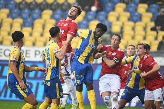 Problemele financiare lovesc SuperLiga! Două cluburi se pregătesc să ceară insolvența