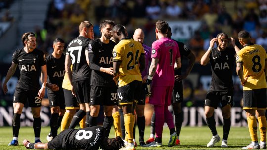 Tottenham a câștigat, dar încă este pe loc retrogradabil! Radu Drăgușin a fost trimis în teren doar în prelungiri