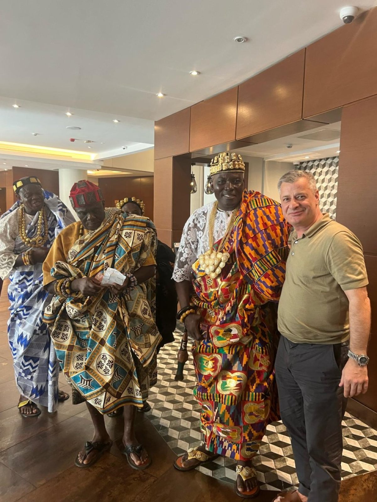 Nelu Varga susține că ar avea mine de aur în Africa