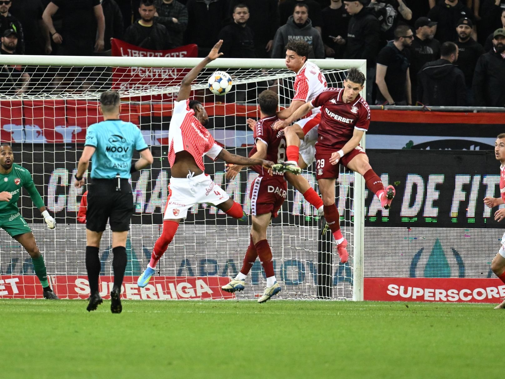 Ce a putut vedea Gică Hagi la Dinamo - Rapid 3-1. Remarcați vs. dezamăgiri