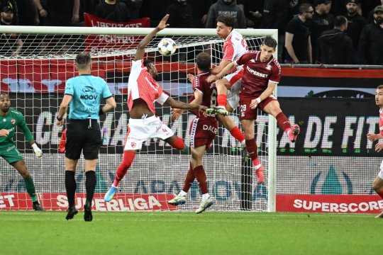 Ce a putut vedea Gică Hagi la Dinamo - Rapid 3-1. Remarcați vs. dezamăgiri