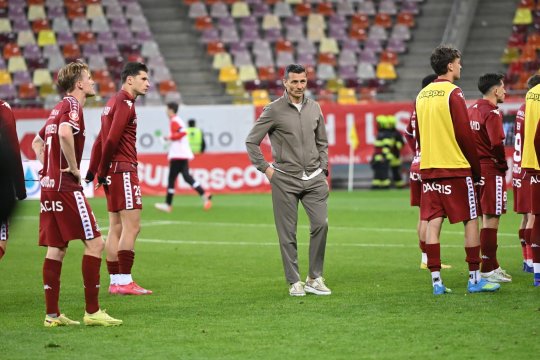 Marius Șumudică îl mitraliază pe Costel Gâlcă: ”Echipa arată jalnic. Nu-și asumă”