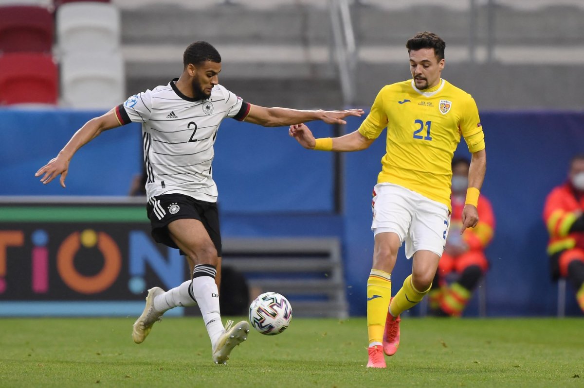 Adrian Petre are 18 selecții la echipa națională U21