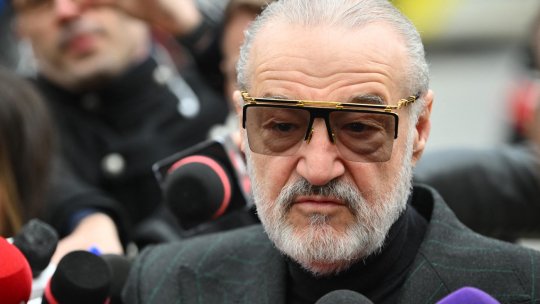 Gigi Becali își poate lua gândul! Fotbalistul pe care a anunțat că îl aduce la FCSB rămâne la echipă