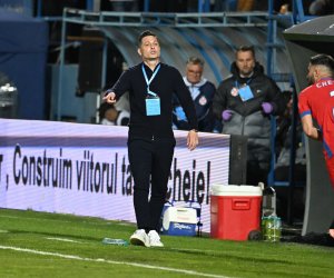 Rădoi și-a ieșit din minți și a făcut ravagii în vestiarul FCSB: ”A dat un pumn...”. Ce îl scosese din sărite