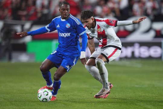 Rezultatele din semifinalele Europa și Conference League. Rayo Vallecano a obținut o victorie prețioasă, Forest a învins-o la limită pe Villa!