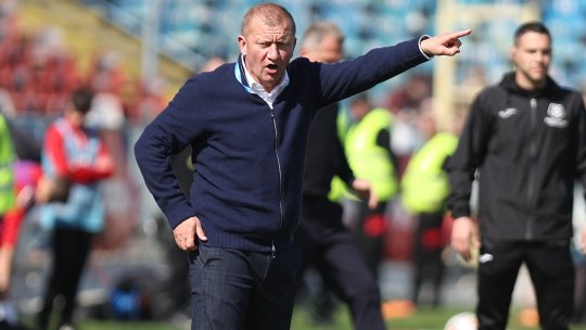 Dorinel Munteanu a izbucnit la finalul partidei cu Oțelul Galați: ”Numai oamenii bolnavi fac asemenea declarații. Ar trebui să fie puțin respect!”