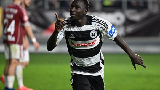 Rapid - U Cluj 1-2. Mendy reușește ”dubla” și așterne liniștea în Giulești!