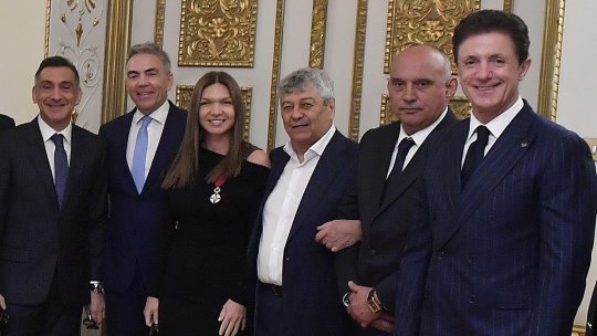 Simona Halep i-a transmis un mesaj lui Mircea Lucescu, internat la Terapie Intensivă: ”Asta e prioritatea acum”