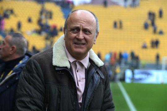 Fanii echipei lui Dan Șucu ”au luat foc” după înfrângerea din ultima etapă: ”Să aranjeze meciuri e singurul lucru pe care știu să îl facă!”. Nici afaceristul nu a scăpat de atacuri