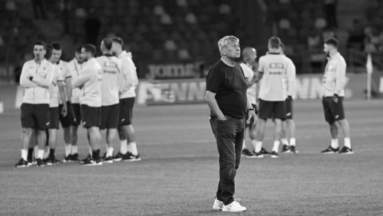 ”Mama mi-a spus în ultimele zile de viață ale lui tata: «Nu mai vii să îl vezi, mergi peste tot în lume după Lucescu. Ajung să cred că l-ai iubit pe Mircea mai mult decât pe el!»”