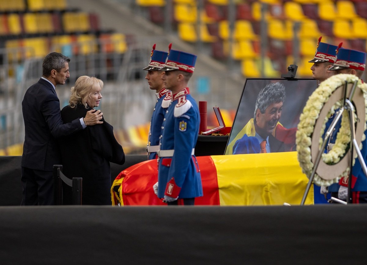 Răzvan Lucescu, împreună cu mama lui, doamna Neli Lucescu