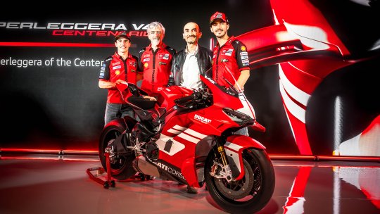 O motocicletă record la aniversare. Cât costă monstrul Ducati