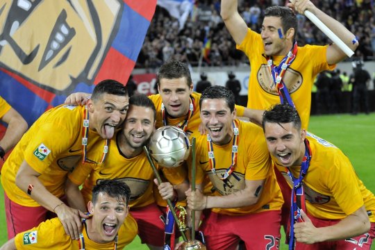 Are doar 21 de selecții la naționala României, dar a fost ”incredibil de bun”: ”E greu să descriu în cuvinte cât de bun era”