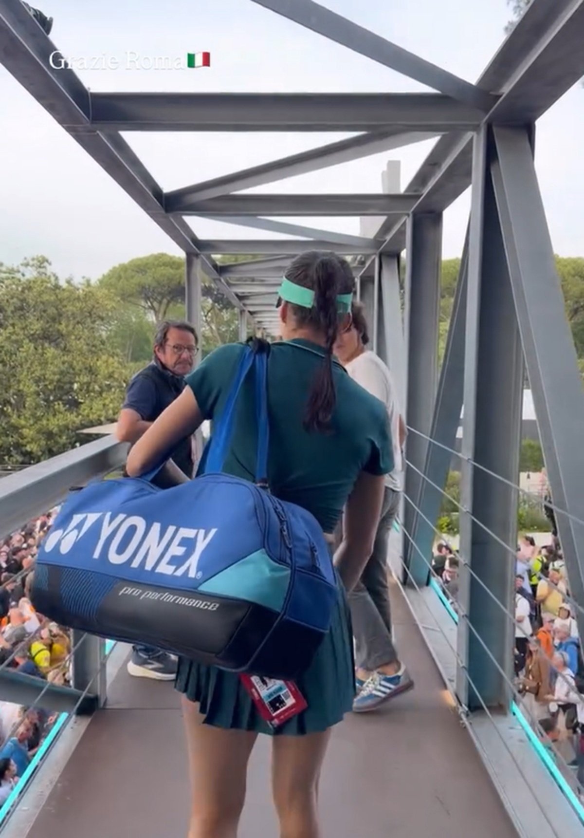 Sorana Cîrstea a părăsit arena din Roma în aplauzele publicului