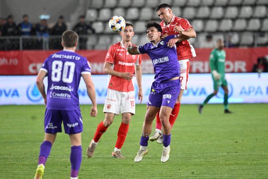 Dinamo o bate pe FC Argeș în prelungiri și e foarte aproape de barajul pentru Conference League