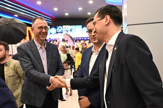 Delegația federației, cazată la hotelul deținut de sponsorul echipei care dispută marea finală! Președintele: ”Pastrama nu mai face diferența acum, nu suntem în anii '80!”