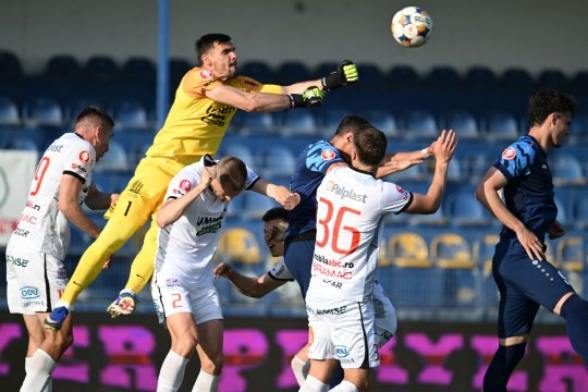 Metaloglobus - Hermannstadt 2-2. Sibienii rămân aproape de zona ”roșie”