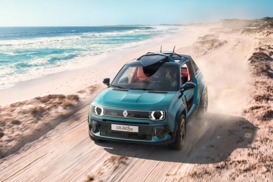 Renault inovează la Roland-Garros: ”O mașină fără o graniță reală între exterior și interior”