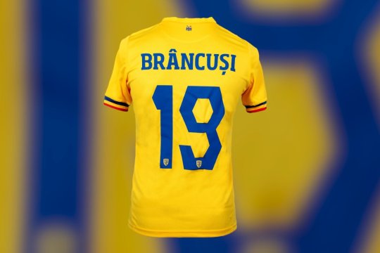 De Ziua Națională Grigorescu, Artmark și FRF au lansat ”Naționala Culturii”. Bîrligea: ”Tricoul lui Brâncuși m-ar face mândru că sunt român” + Totul despre Licitația „All Stars Game”