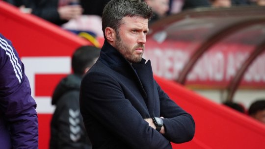 Manchester United îi pregătește contractul lui Michael Carrick! Acord de principiu între cele două părți