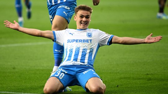 Universitatea Craiova - U Cluj 2-0, ACUM, pe iAMsport.ro. Ardelenii, în inferioritate numerică! Adrian Florea și Radu Secoșan comentează finala SuperLigii
