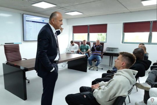 Șumudică, dezlănțuit! A numit jucătorul transferat de Rapid pentru că ”l-a dorit foarte mult” Dan Șucu: ”Eu nu l-am vrut!”