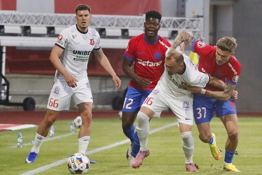 Hermannstadt - FCSB, Farul - Metaloglobus, Petrolul - Oțelul și Slobozia - UTA, ACUM, pe iAMsport.ro. Final de play-out dramatic!