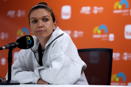 ”Crezi că Sorana Cîrstea ar trebui să se retragă?”. Cum a răspuns Simona Halep