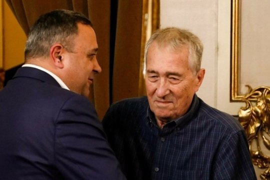 Apropiatul lui Mircea Lucescu îl arată cu degetul pe Valentin Ceaușescu: ”L-a dat afară”