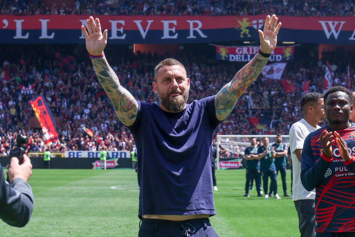 Înainte să ajungă la Genoa, Daniele De Rossi a antrenat la AS Roma și SPAL.