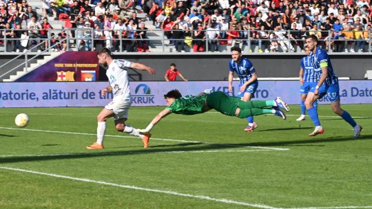 Chindia - Farul 1-2, ACUM, pe iAMsport.ro. Oaspeții au întors scorul în 5 minute!