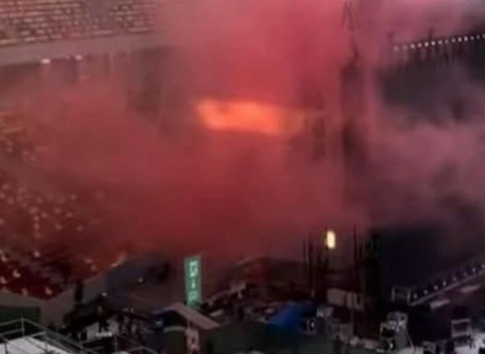 Un incendiu a izbucnit pe National Arena, la concertul lui Max Korzh