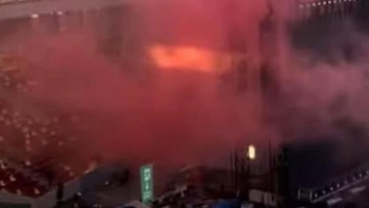Imagini cu incendiul de pe National Arena, izbucnit la concertul lui Max Korzh