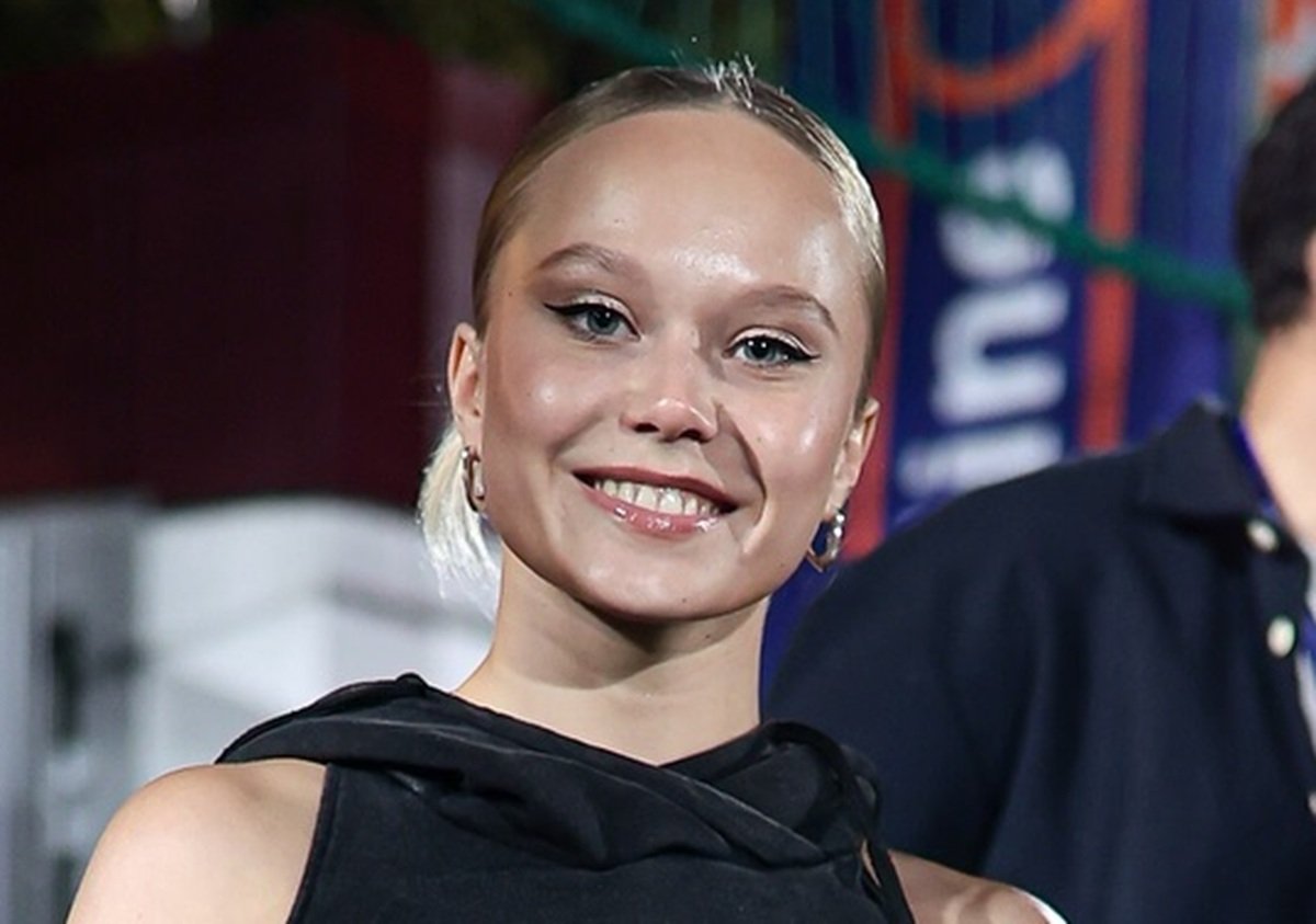 Angelina Melnikova a concurat până acum sub steag neutru