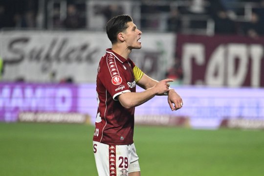 ”Lista neagră” a lui Pancu la Rapid! Trei titulari sunt in pericol, în frunte cu Alex Dobre. Pe cine vrea să aducă noul antrenor